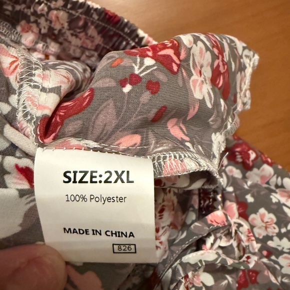Floral Gray and Pink Women's Skirt‎ - Picture 3 of 4